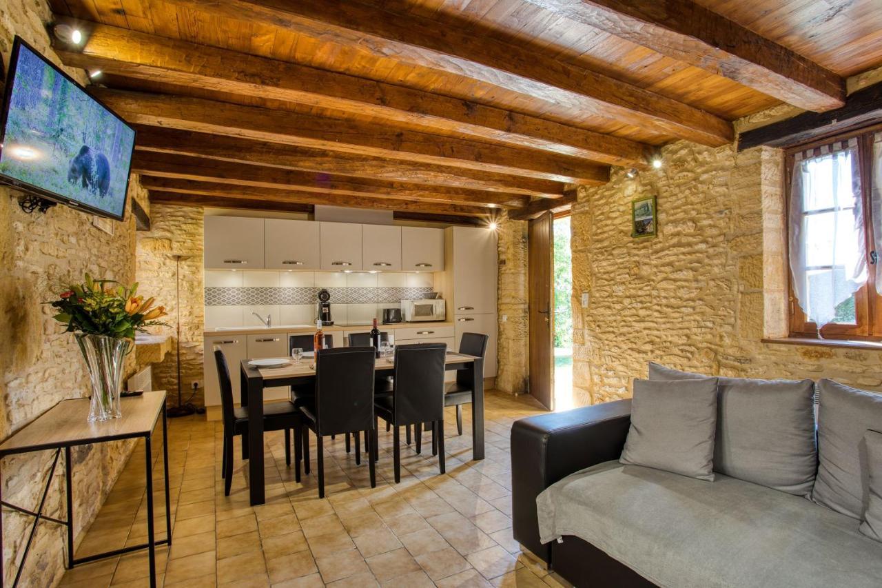 Saint-Crépin-et-Carlucet Combas Village De Gites מראה חיצוני תמונה
